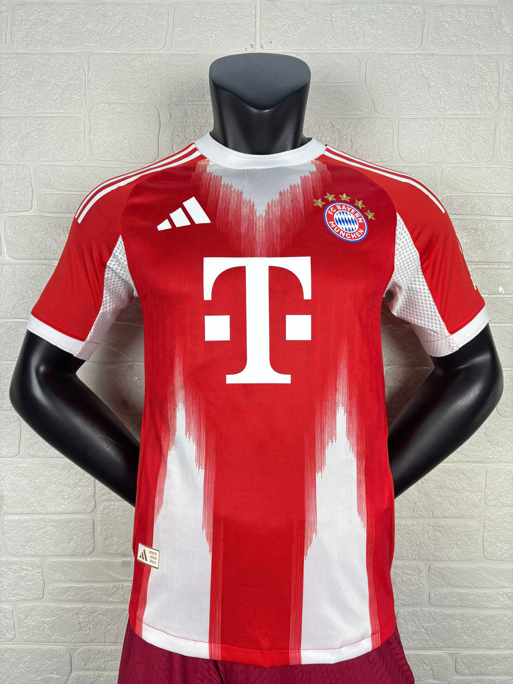FC Bayern Home Jersey 2025-26