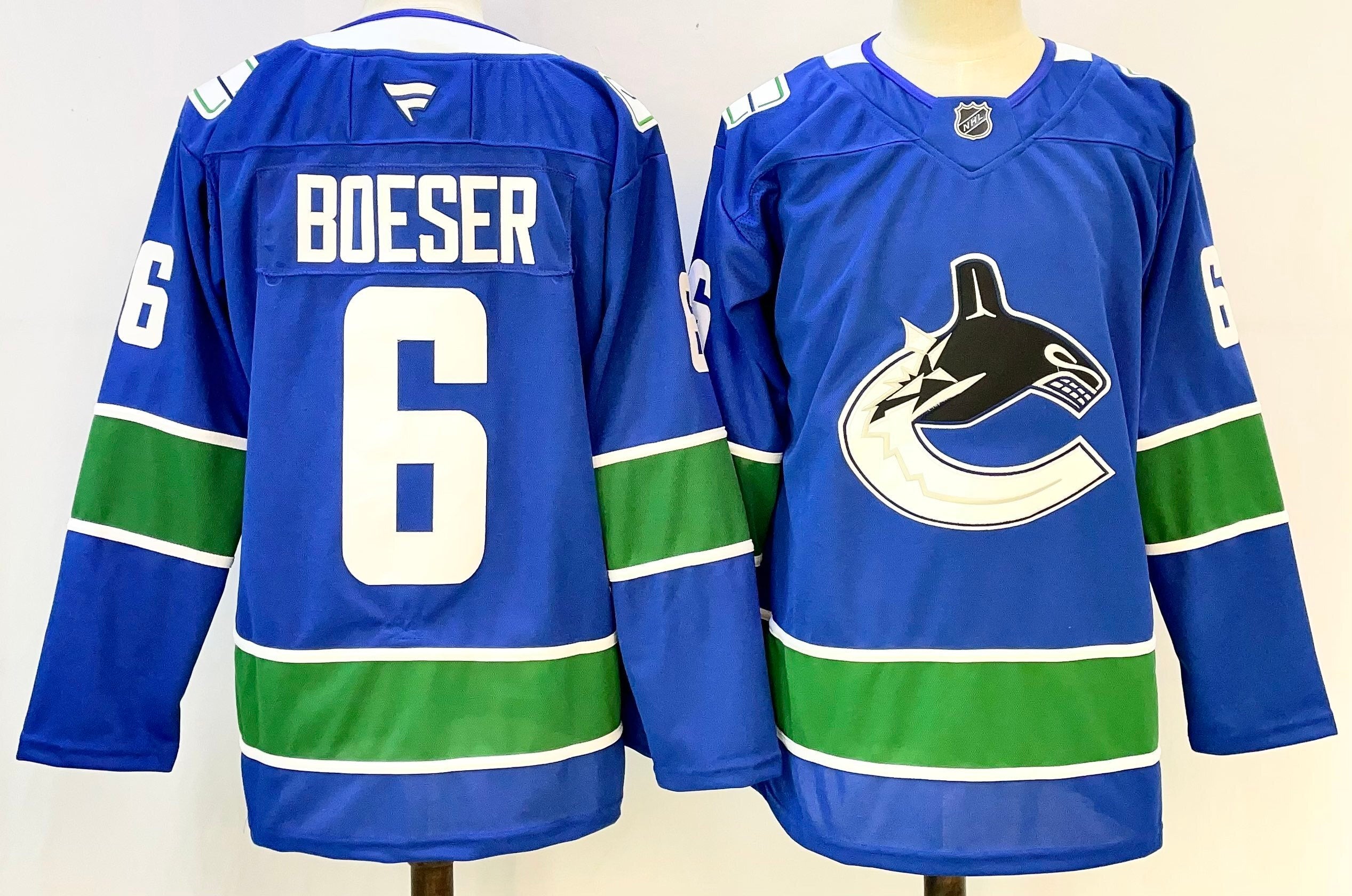 Vancouver Canucks Jersey - Boeser Edition