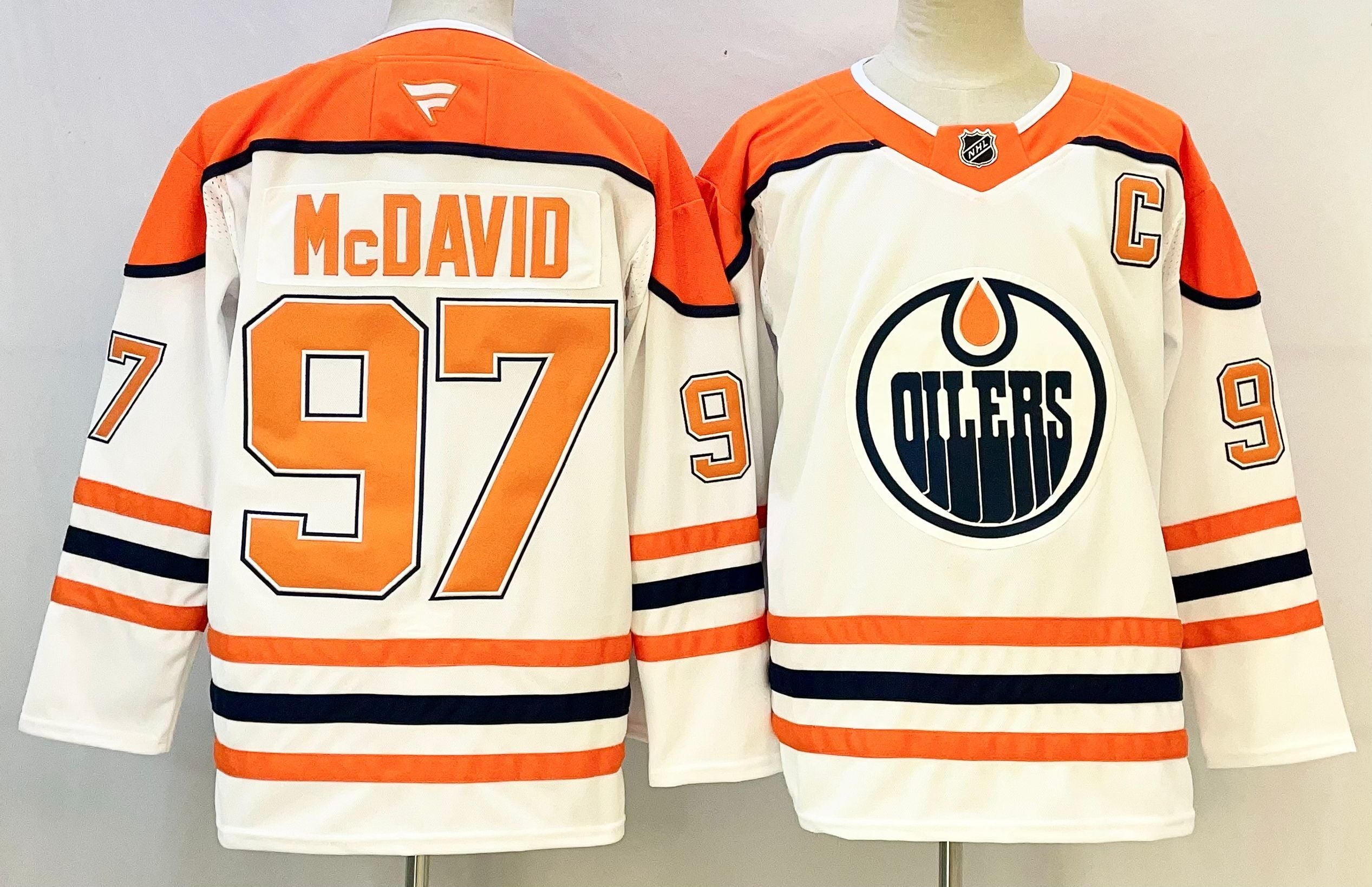 Edmonton Oilers Jersey- McDavid Edition