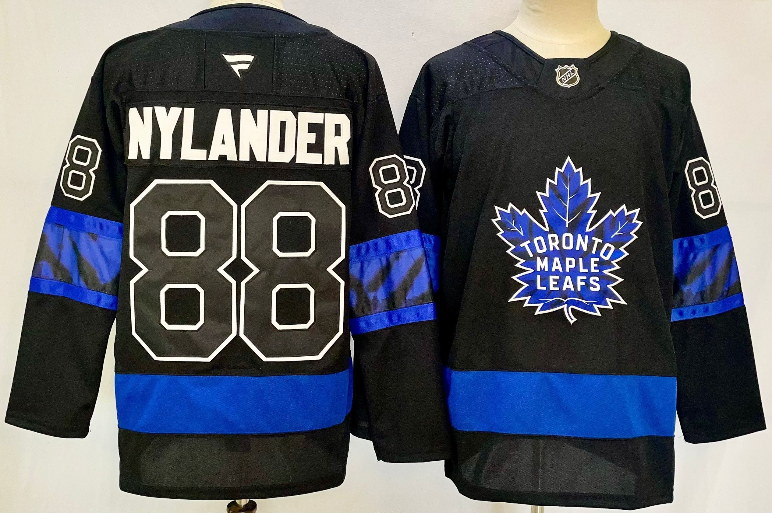 Toronto Maple Leafs Jersey - Nylander Edition
